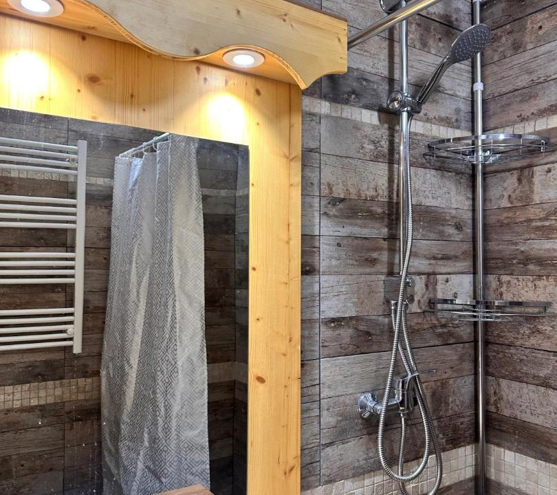 Photo of Bathroom in Chamrousse