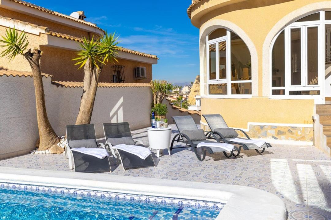 Photo of Patio Balcony in Quesada