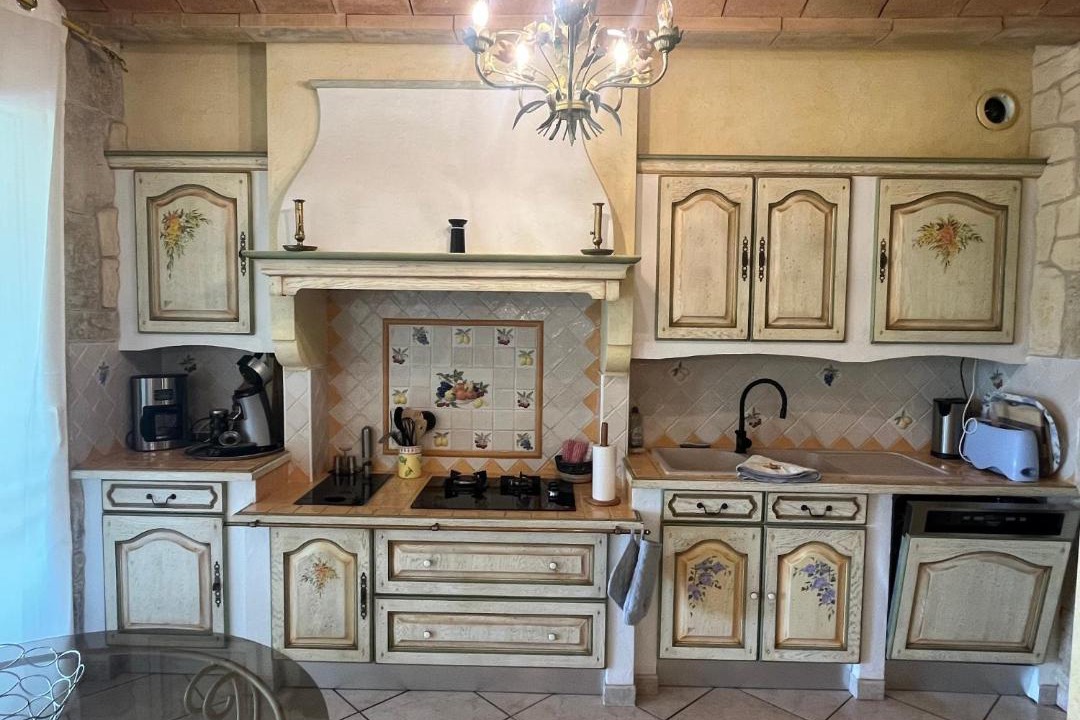 Photo of Kitchen in Boisset-et-Gaujac