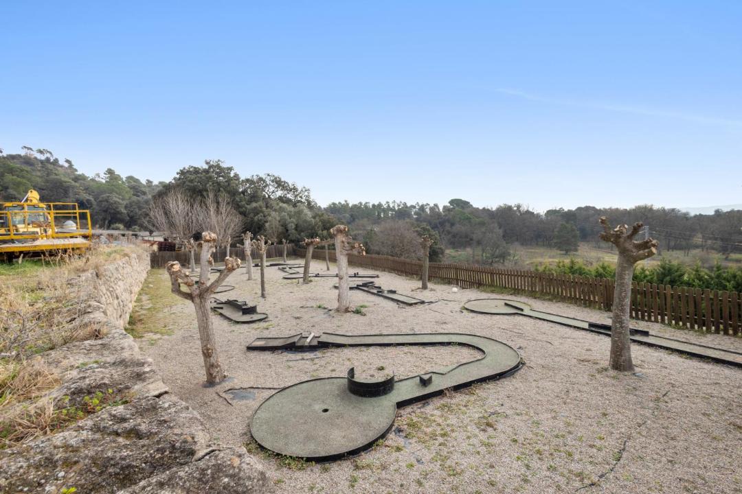 Photo of Others in Olvan