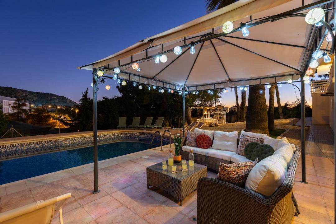 Photo of Patio Balcony in Vista Hermosa