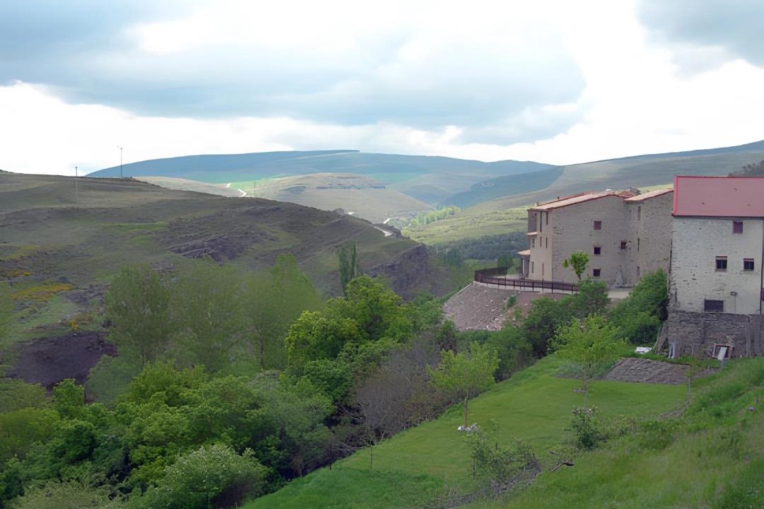 Photo of Others in Bretun