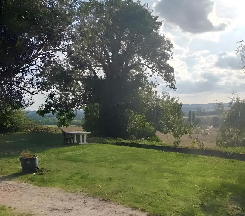 Photo of Others in Pardaillan