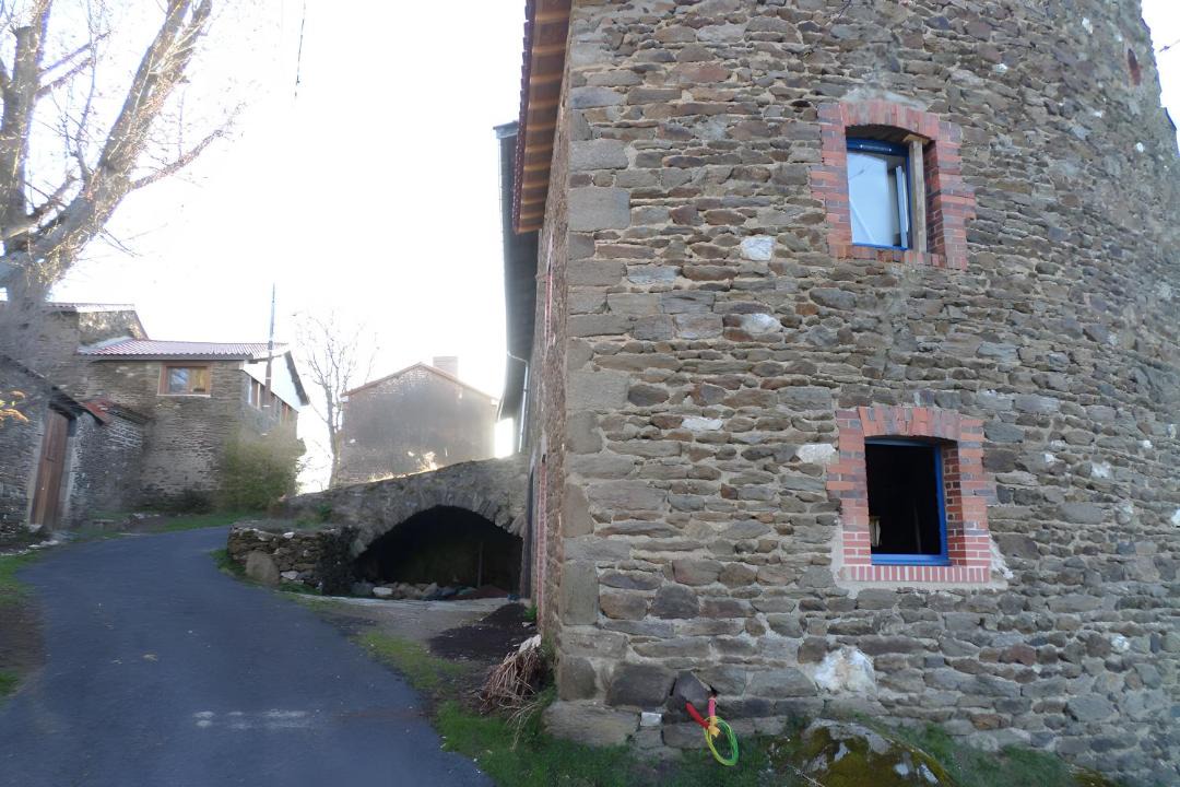 Photo of Others in Montclard