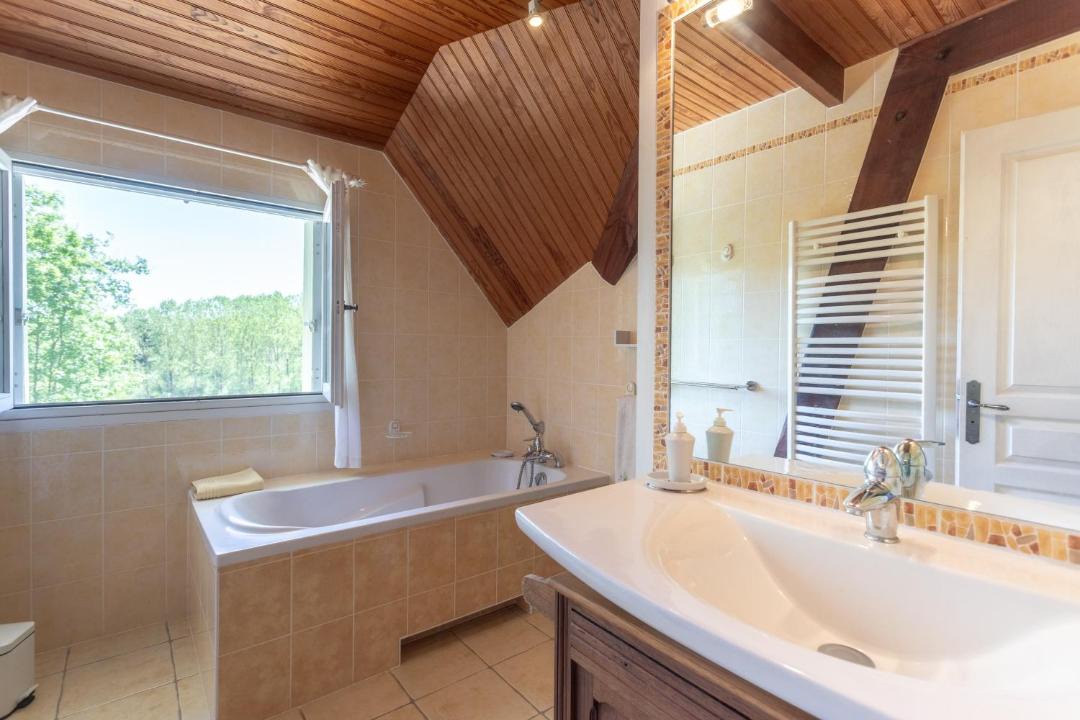 Photo of Bathroom in Habas