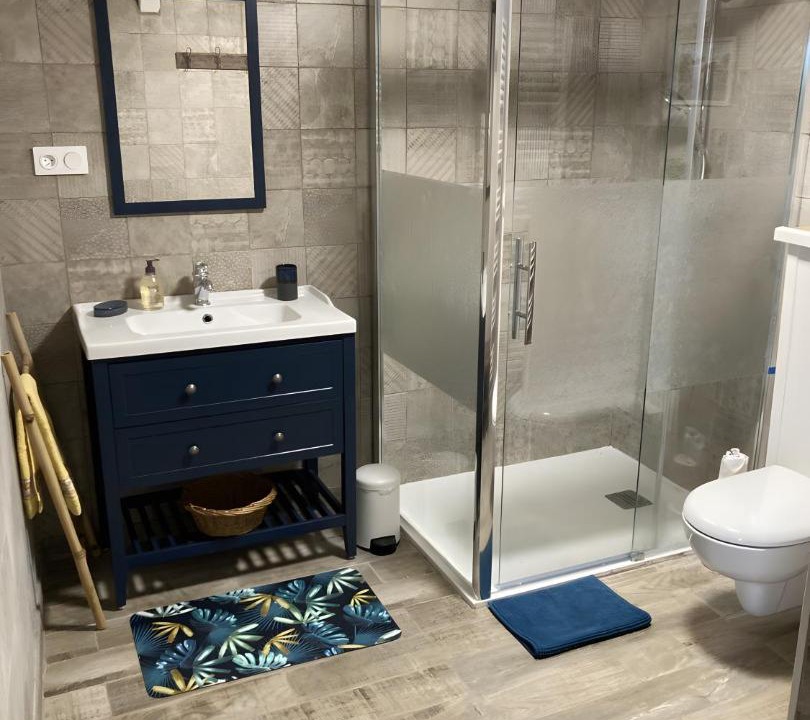 Photo of Bathroom in Jeufosse