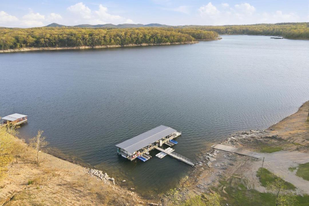 Photo of Others in Shell Knob