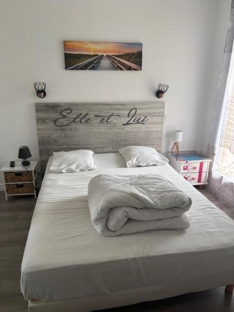Photo of Bedroom in Touques