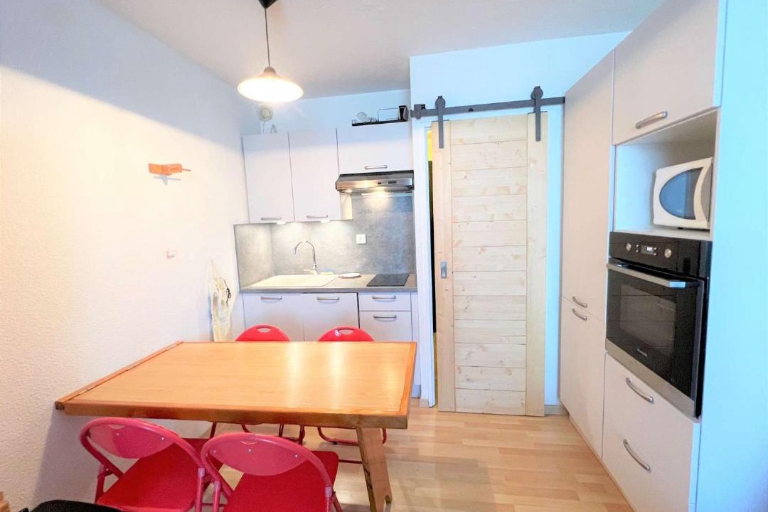 Photo of Kitchen in Pyrenees 2000