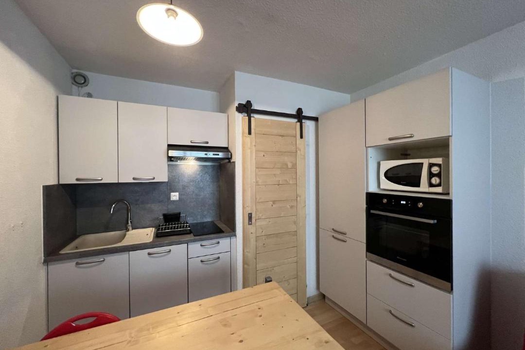 Photo of Kitchen in Pyrenees 2000