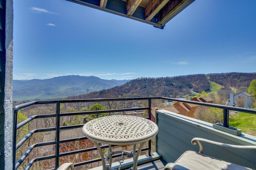 Photo of Patio Balcony in Chalet Village