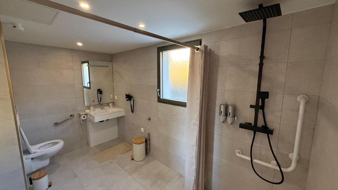 Photo of Bathroom in Coucouron