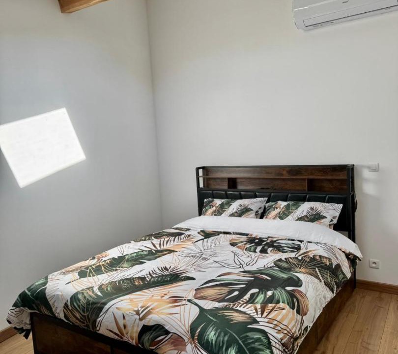 Photo of Bedroom in Creissan