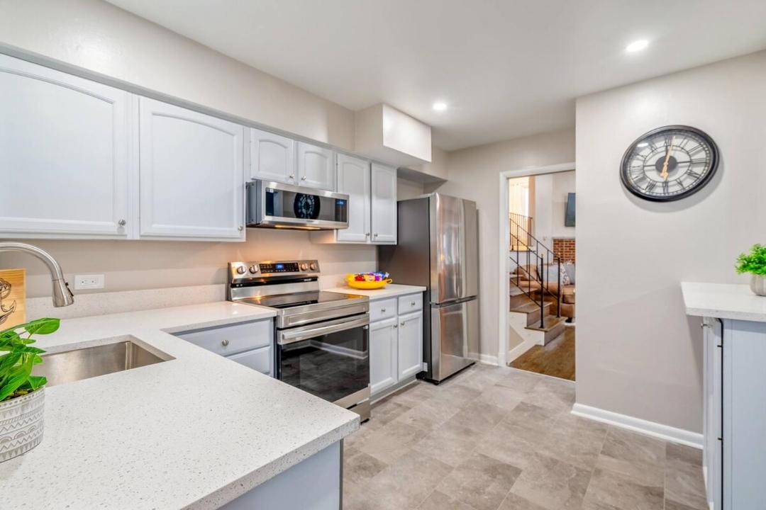 Photo of Kitchen in Naval Academy