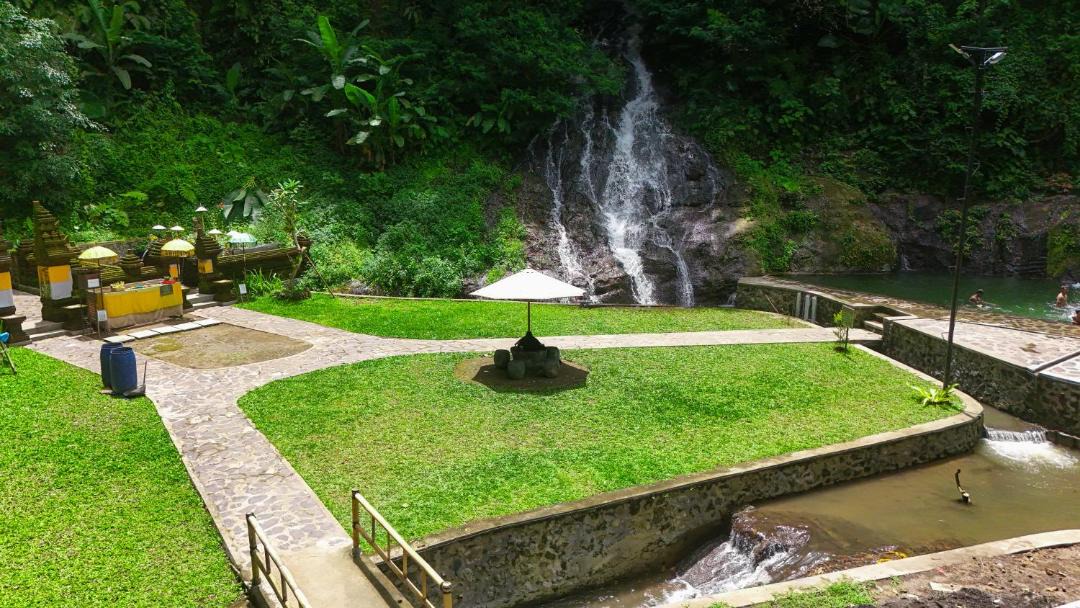 Photo of Others in Payangan