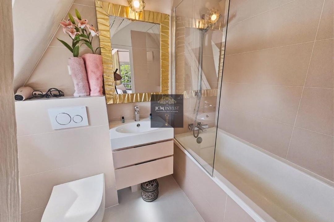 Photo of Bathroom in Englesqueville-en-Auge