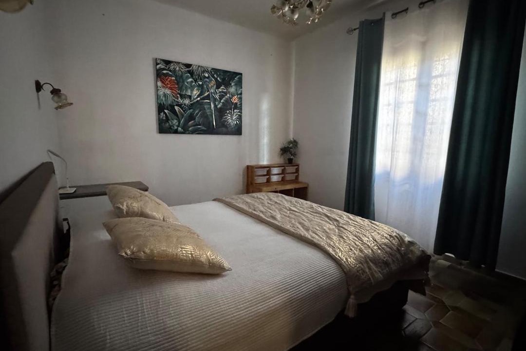 Photo of Bedroom in Alenya