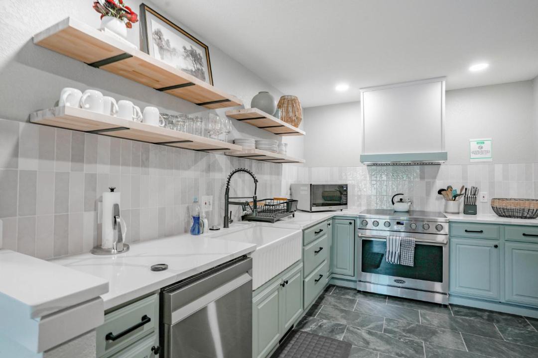 Photo of Kitchen in Warr Acres