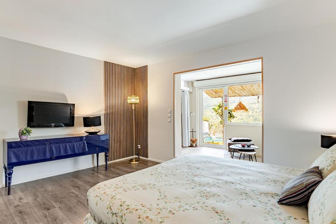 Photo of Bedroom in Saint-Martin-du-Var