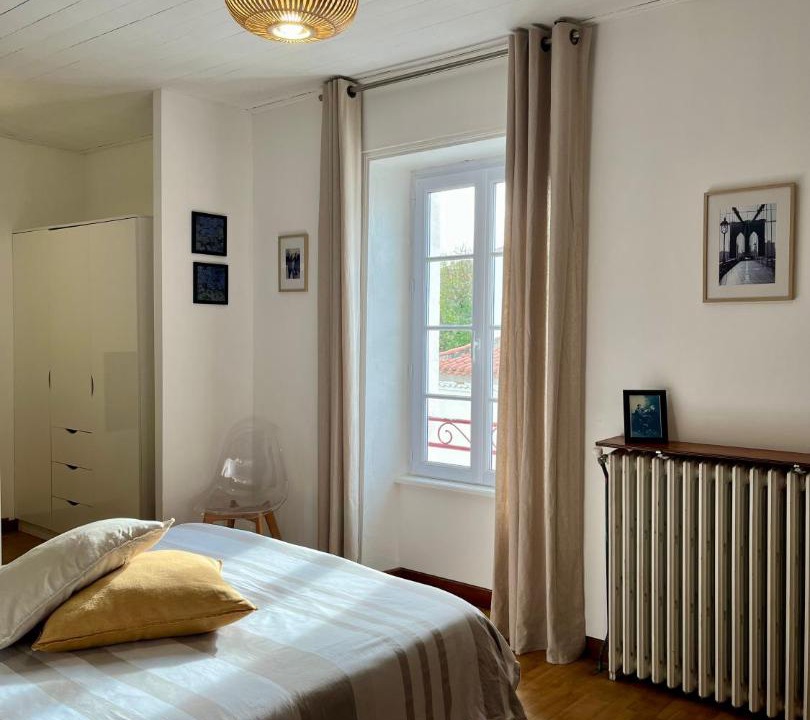Photo of Bedroom in Talmont-Saint-Hilaire