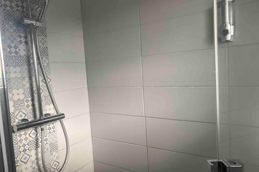 Photo of Bathroom in Cholet