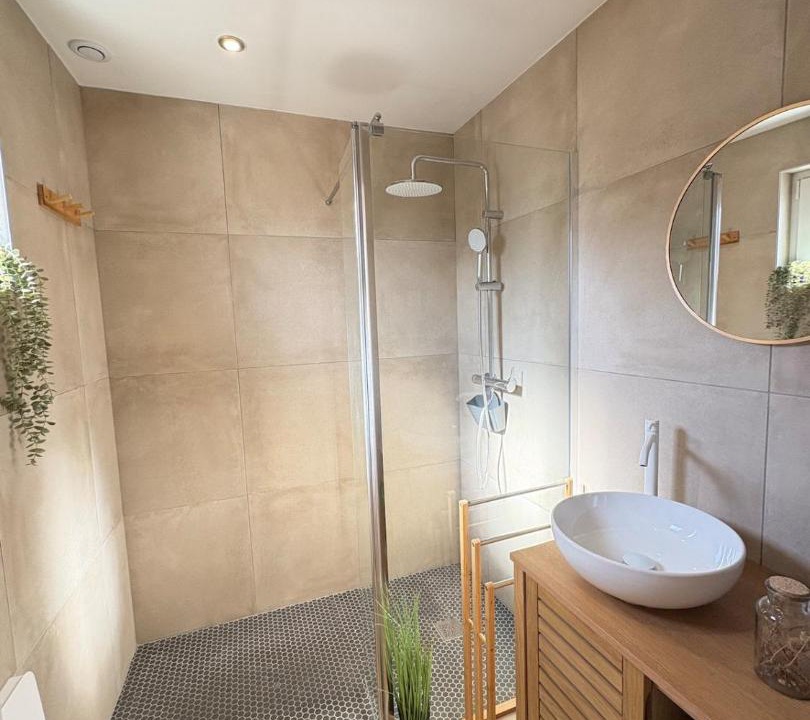 Photo of Bathroom in Dormans