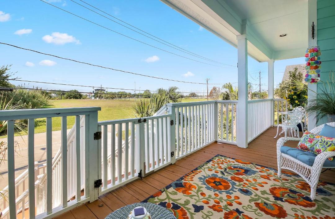 Photo of Patio Balcony in Clear Lake Shores