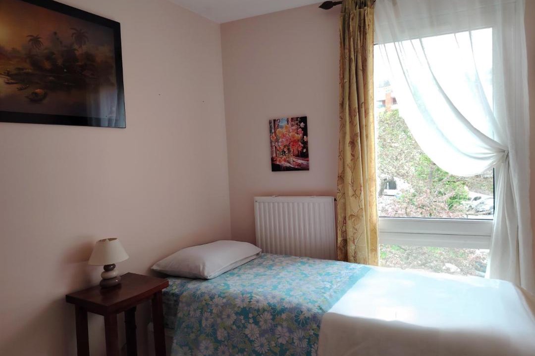 Photo of Others in Ormetteau-Port