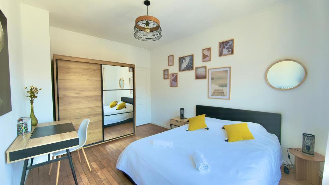 Photo of Bedroom in Centre Ville