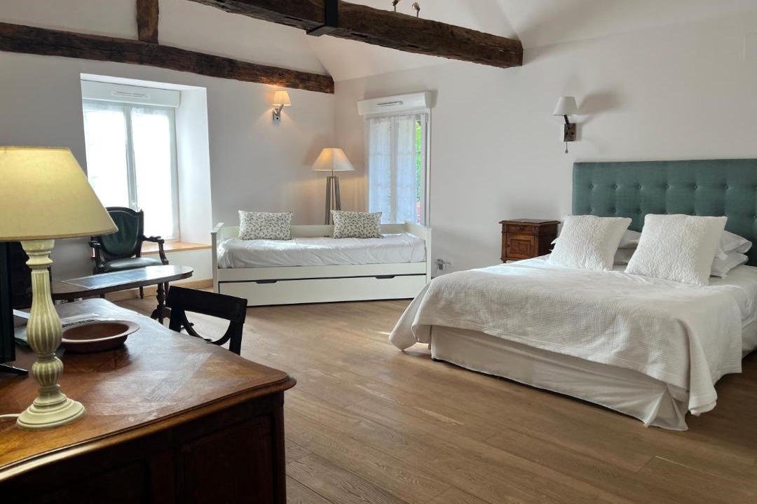 Photo of Bedroom in Bourg-dIre