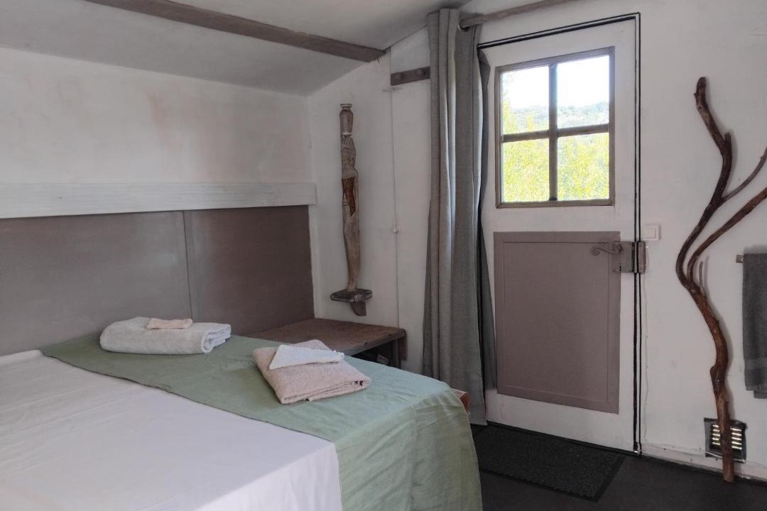 Photo of Bedroom in Saint-Ambroix