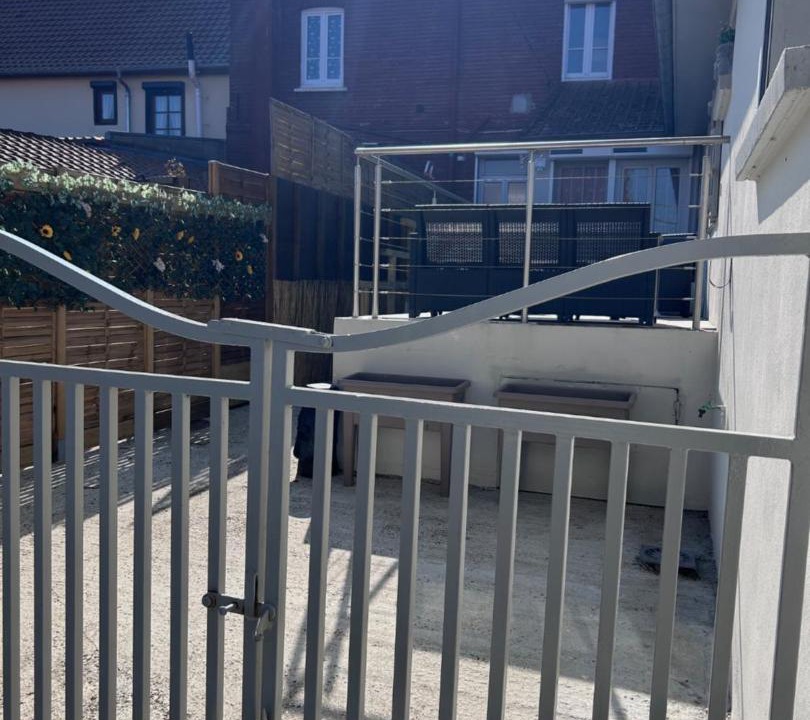 Photo of Patio Balcony in Mareuil-Caubert