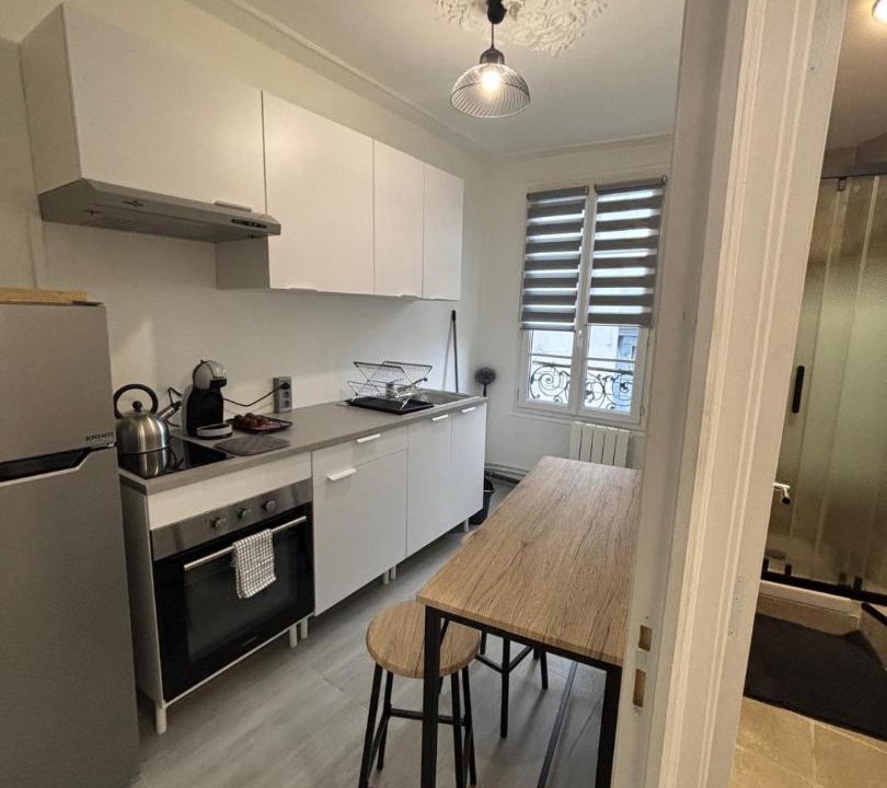 Photo of Kitchen in Quartier de la Folie-Mericourt