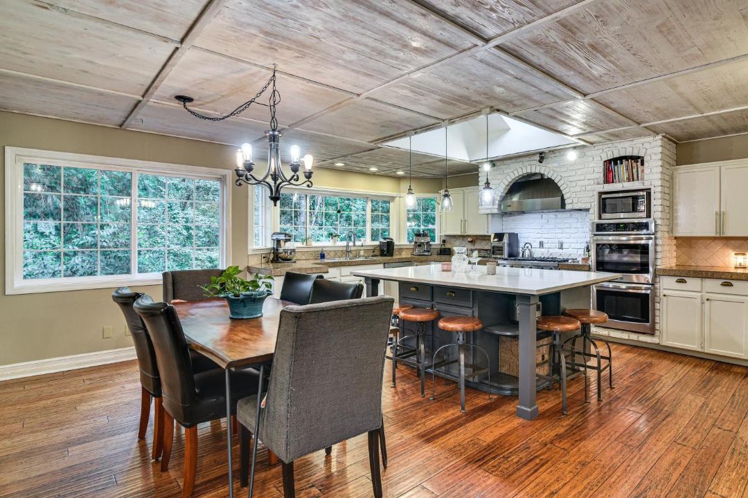 Photo of Kitchen in Aloha