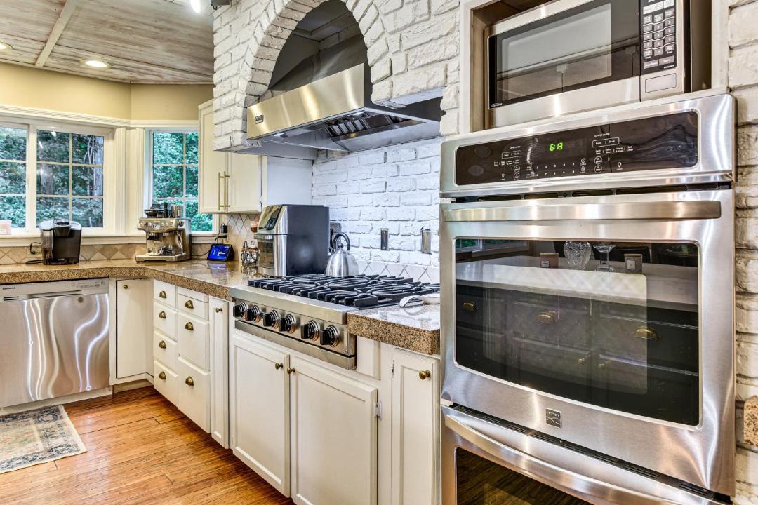 Photo of Kitchen in Aloha