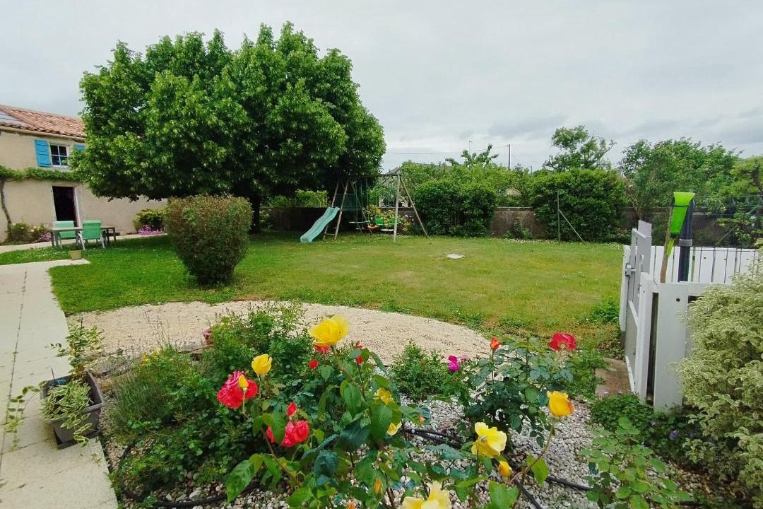 Photo of Others in Bouille-Courdault