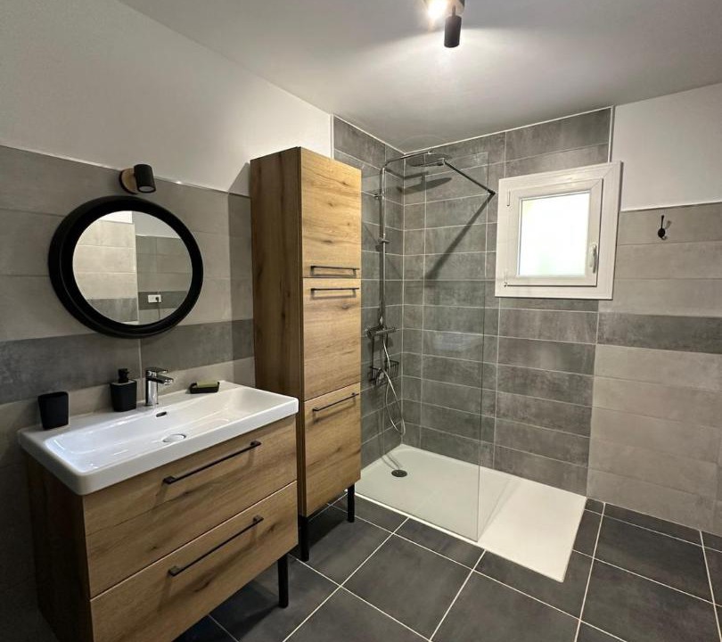 Photo of Bathroom in Puygouzon