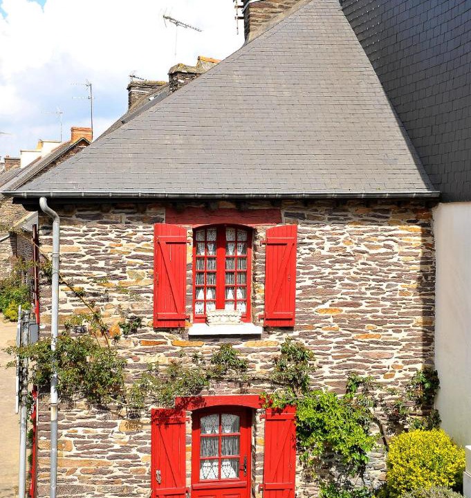 Photo of Buildings in Beignon