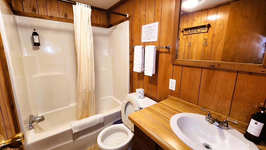 Photo of Bathroom in Grove