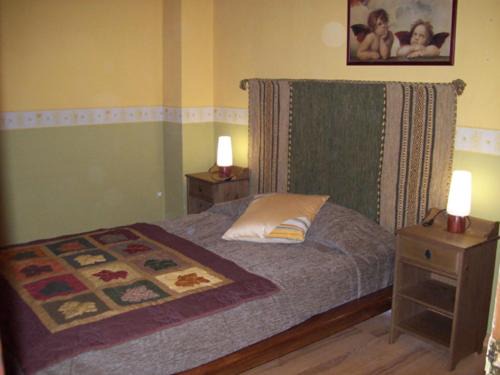 Photo of Bedroom in Campdevanol