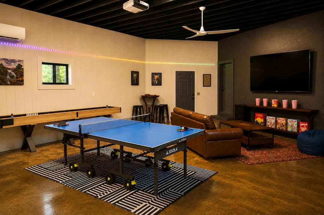 Photo of Livingroom in Broken Bow