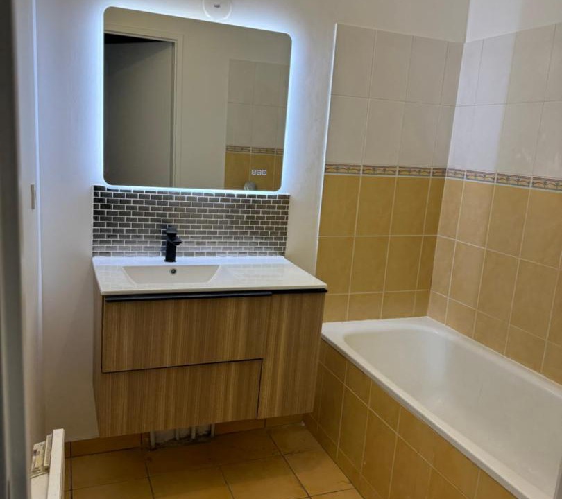 Photo of Bathroom in Vitry-sur-Seine
