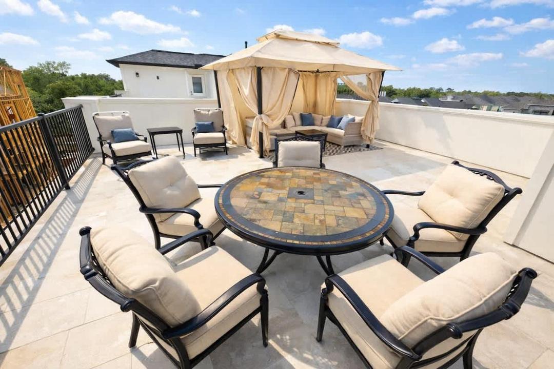 Photo of Patio Balcony in Spring Branch Central
