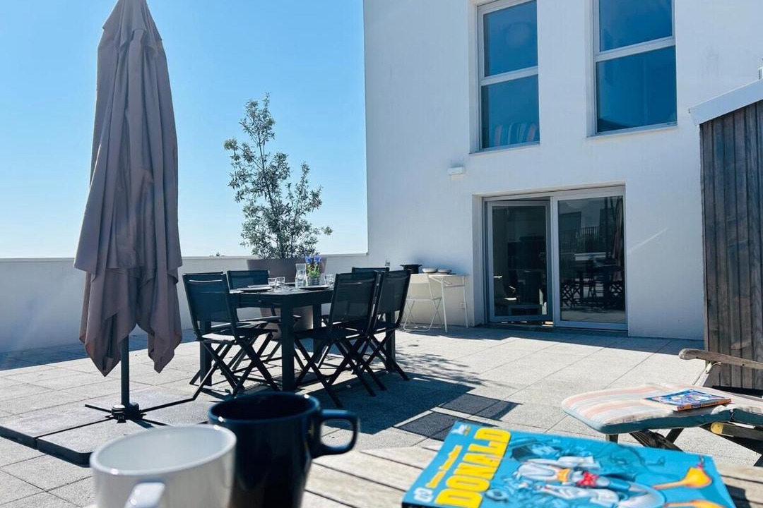 Photo of Patio Balcony in Les Hauts de Saint-Aubin