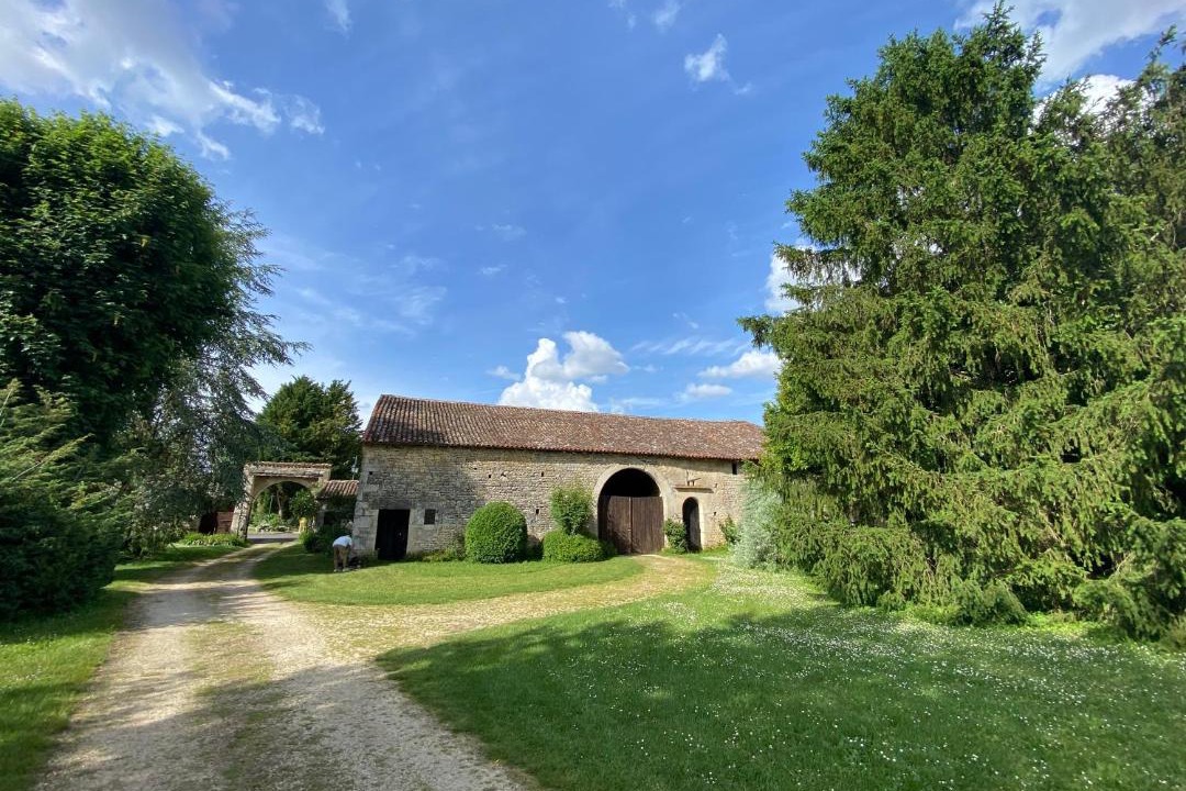 Photo of Others in Champagne-le-Sec
