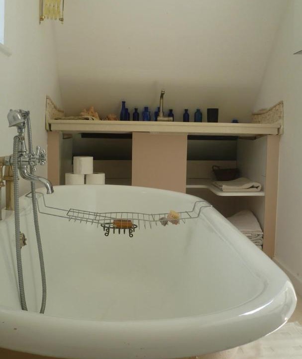 Photo of Bathroom in Haslemere