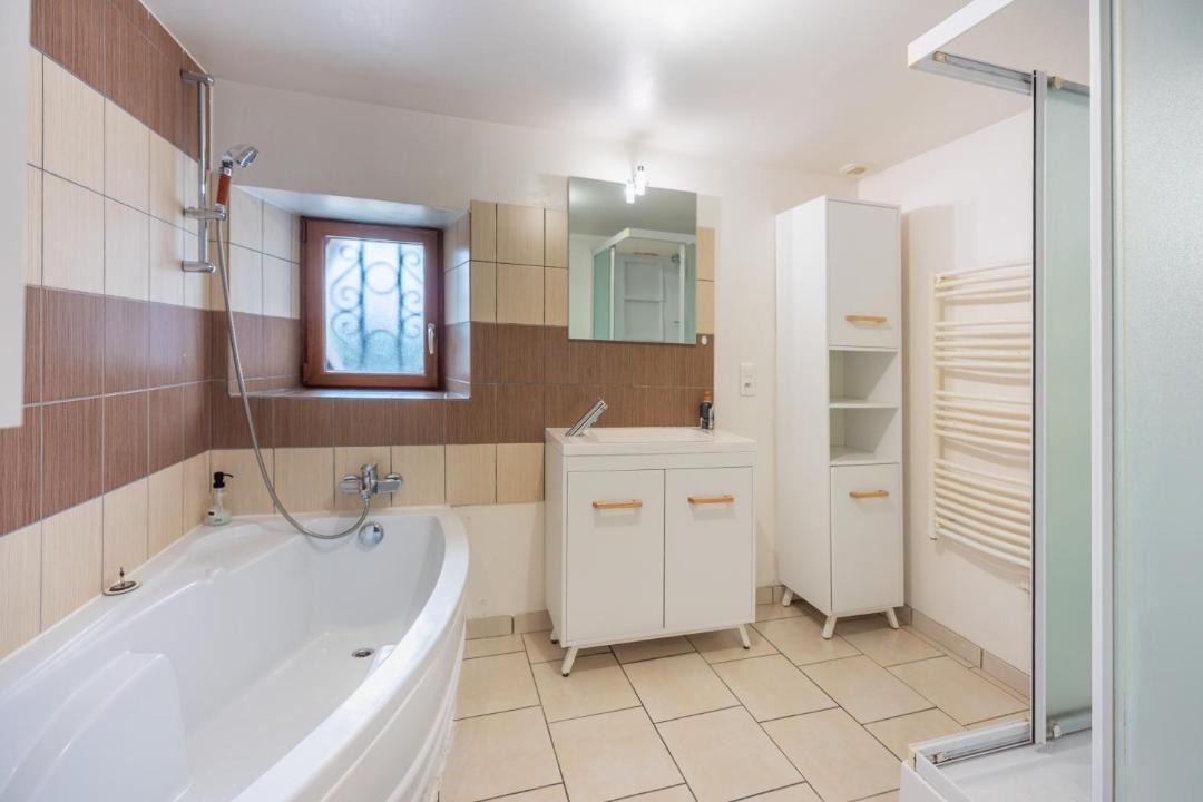 Photo of Bathroom in Socourt