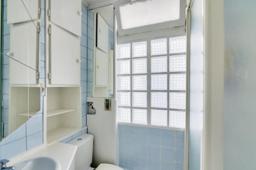Photo of Bathroom in Quartier de la Chapelle