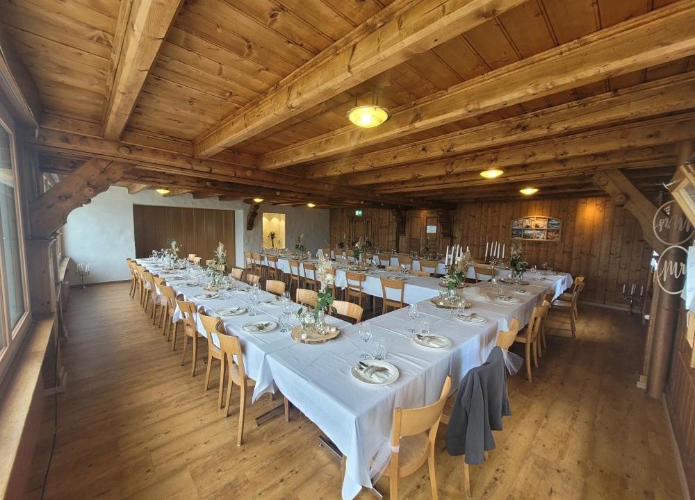 Photo of Others in Quarten