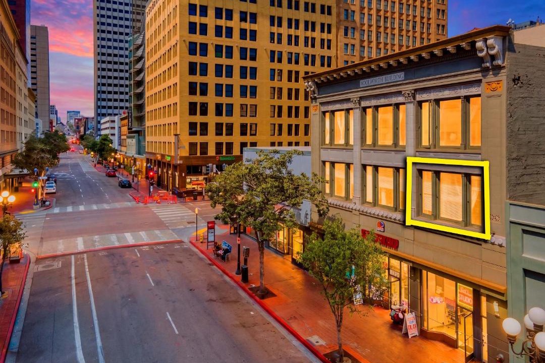 Photo of Others in Gaslamp Quarter